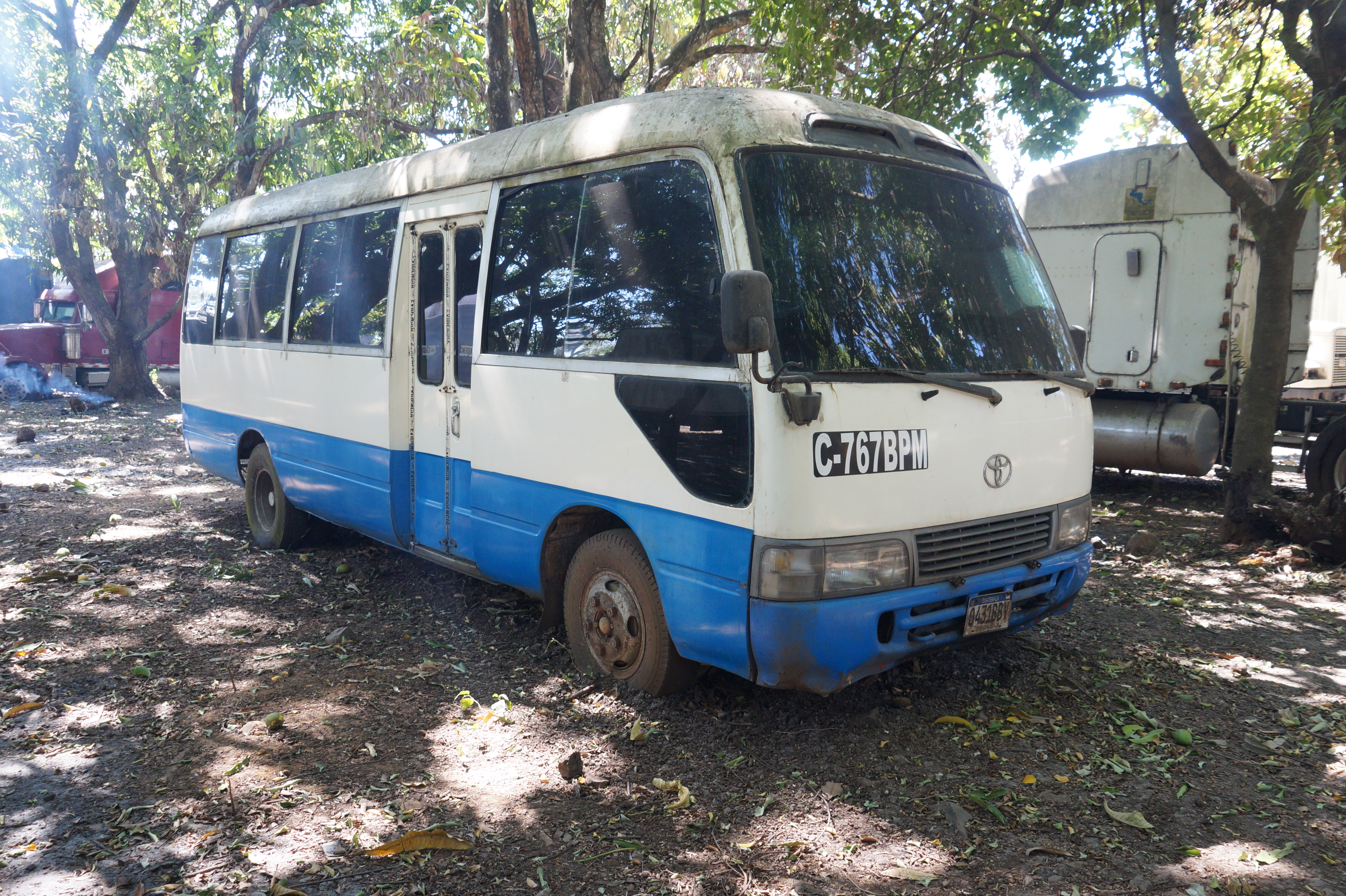 Bus Toyota Coaster 2006 (lote 03)