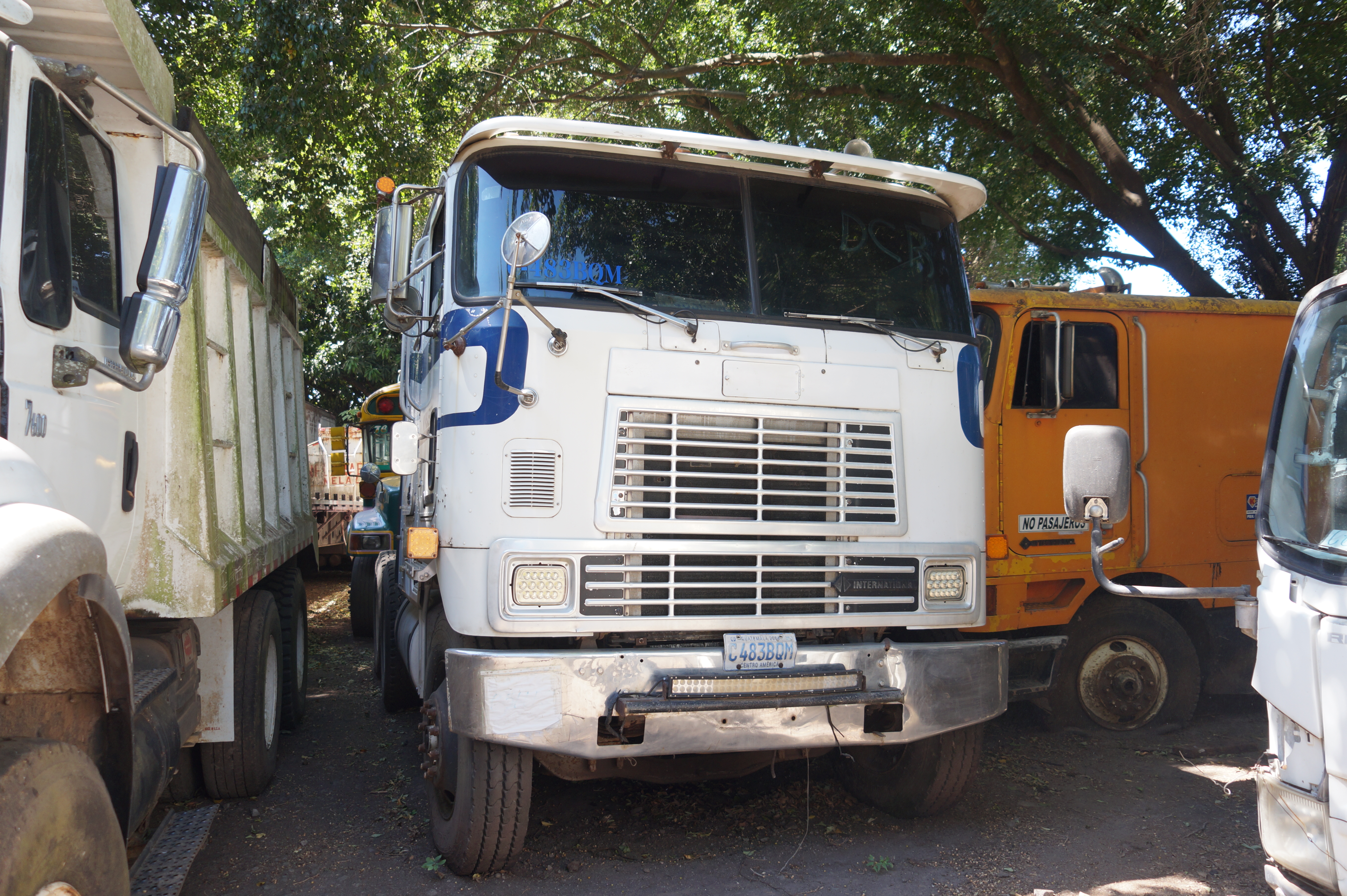 Cabezal International 9800 1997 (lote 13)