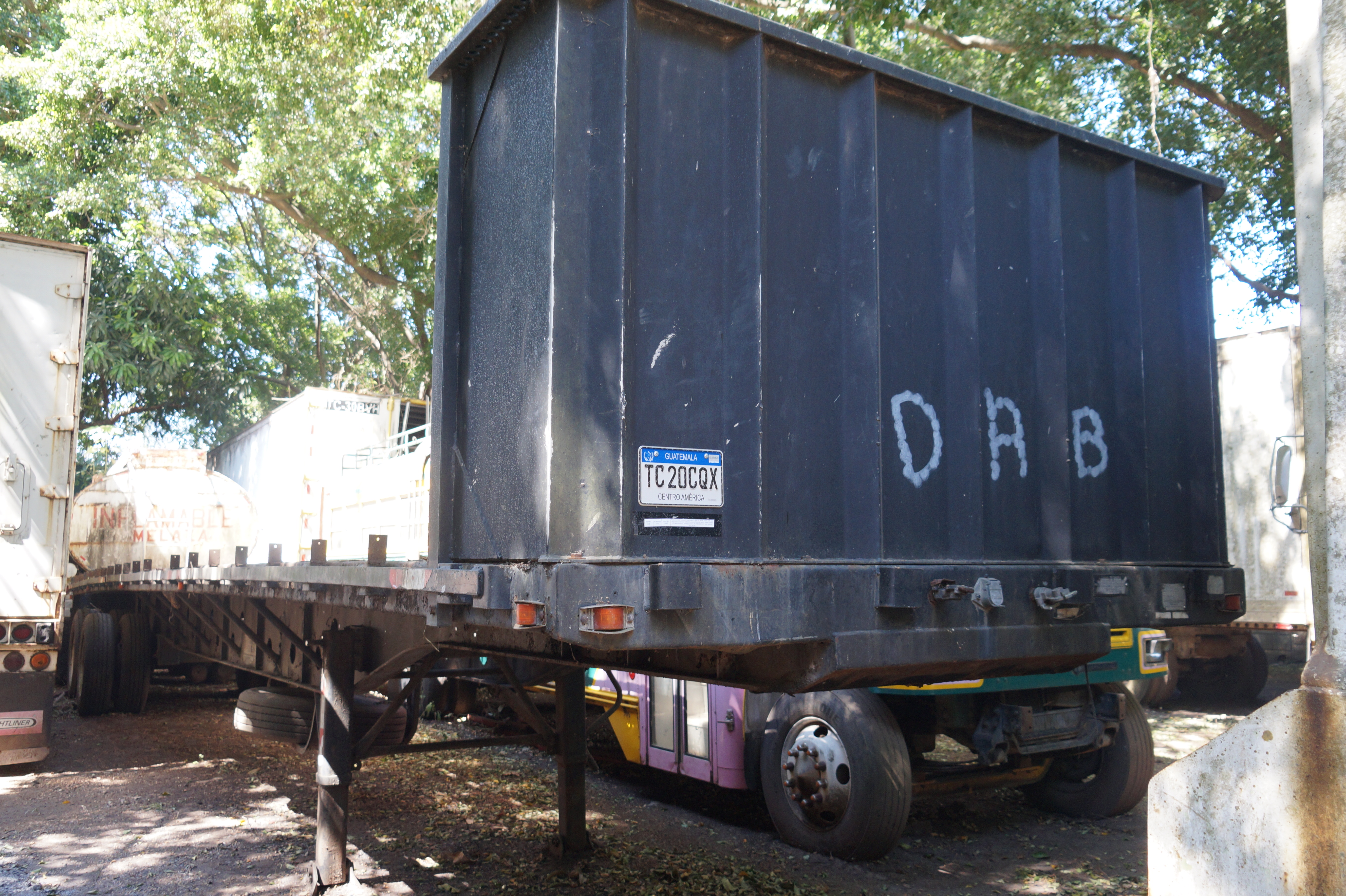Plataforma uso trans carga Transcraft TL2000 W2 48X96 1995 (lote 24)