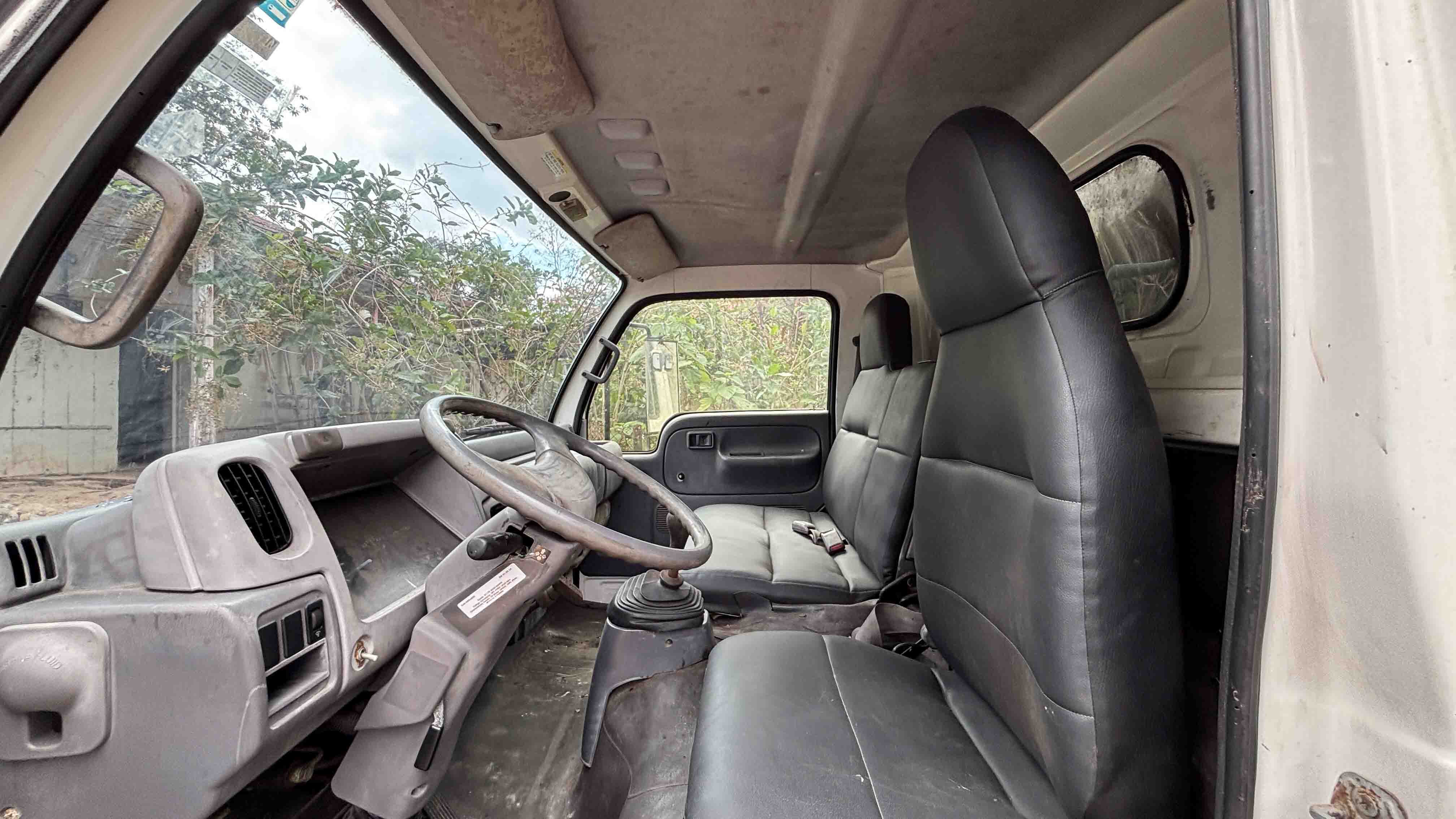 Camión UD Nissan 1999 (lote 30), fotografía 4