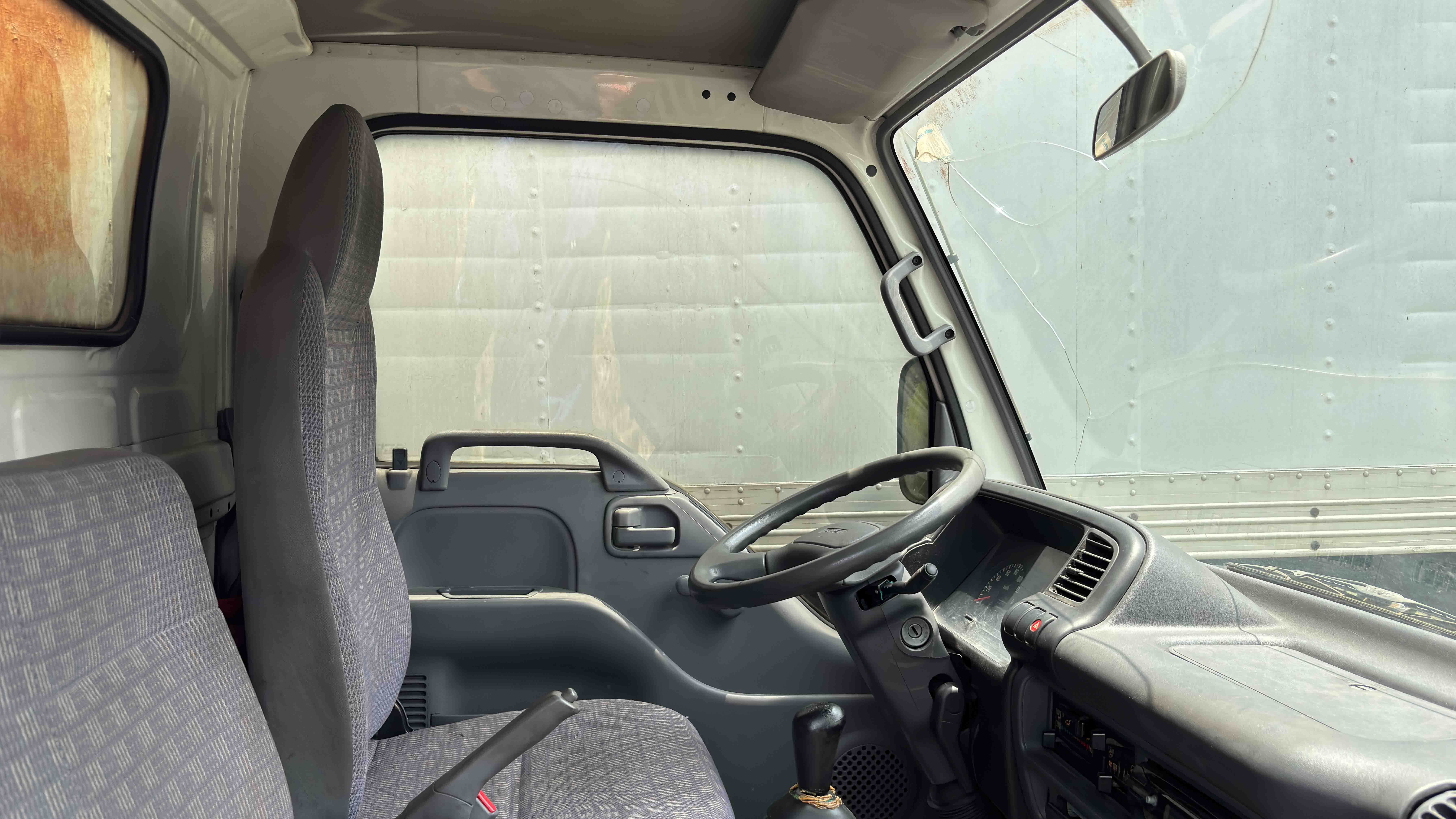 Camión Isuzu QKR 2018 (lote 33), fotografía 4