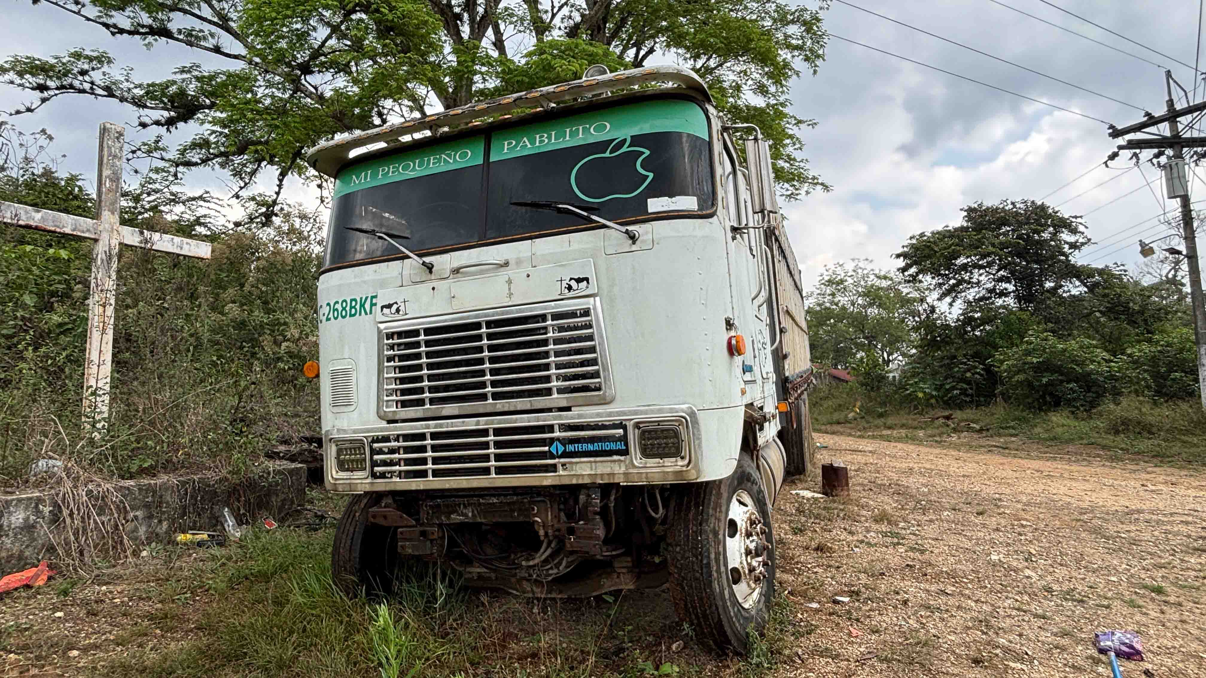 Camión International 9800 SFA 6X4 1997 (lote 36)