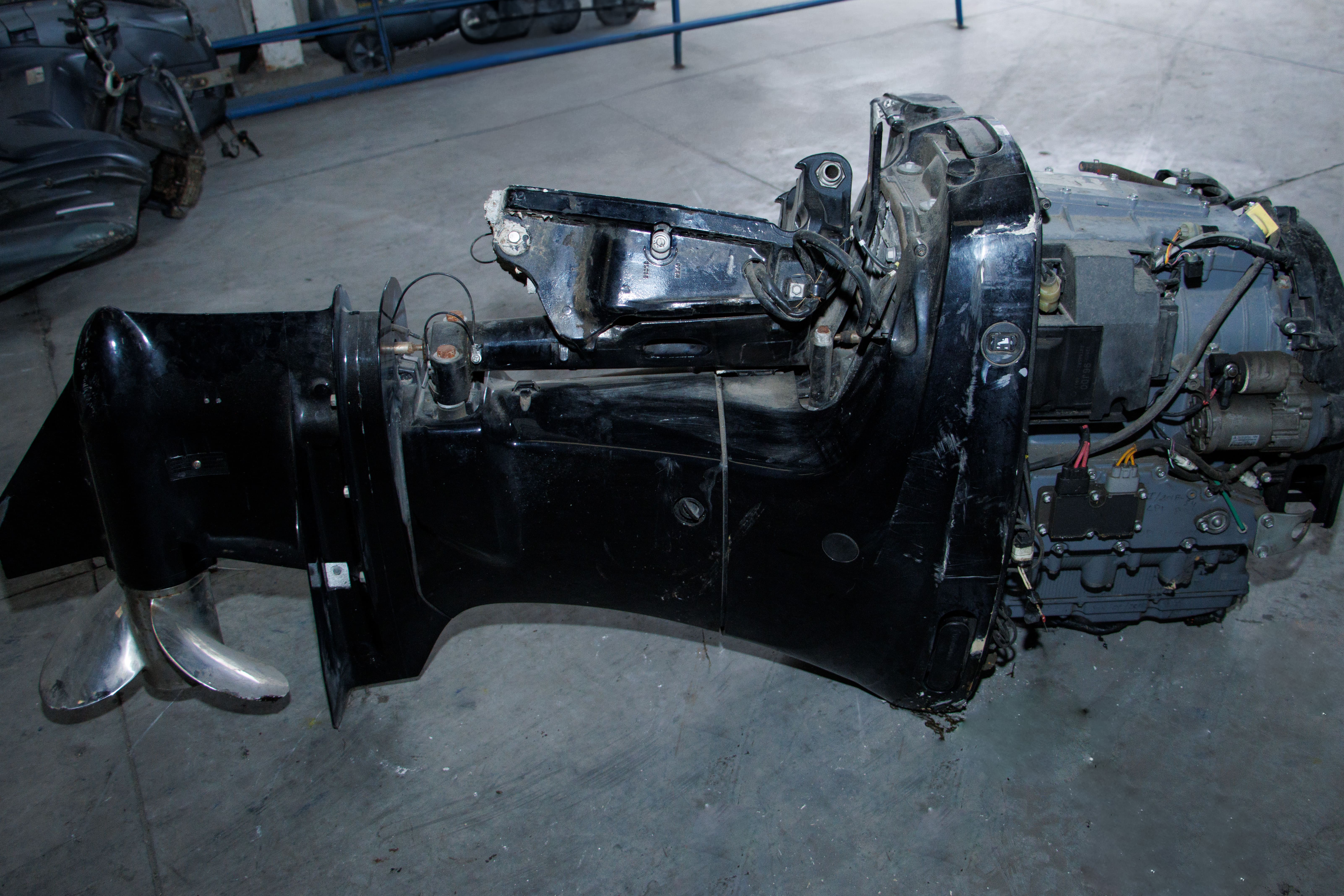 Motor marino fuera de borda Suzuki DF115 (lote 02)
