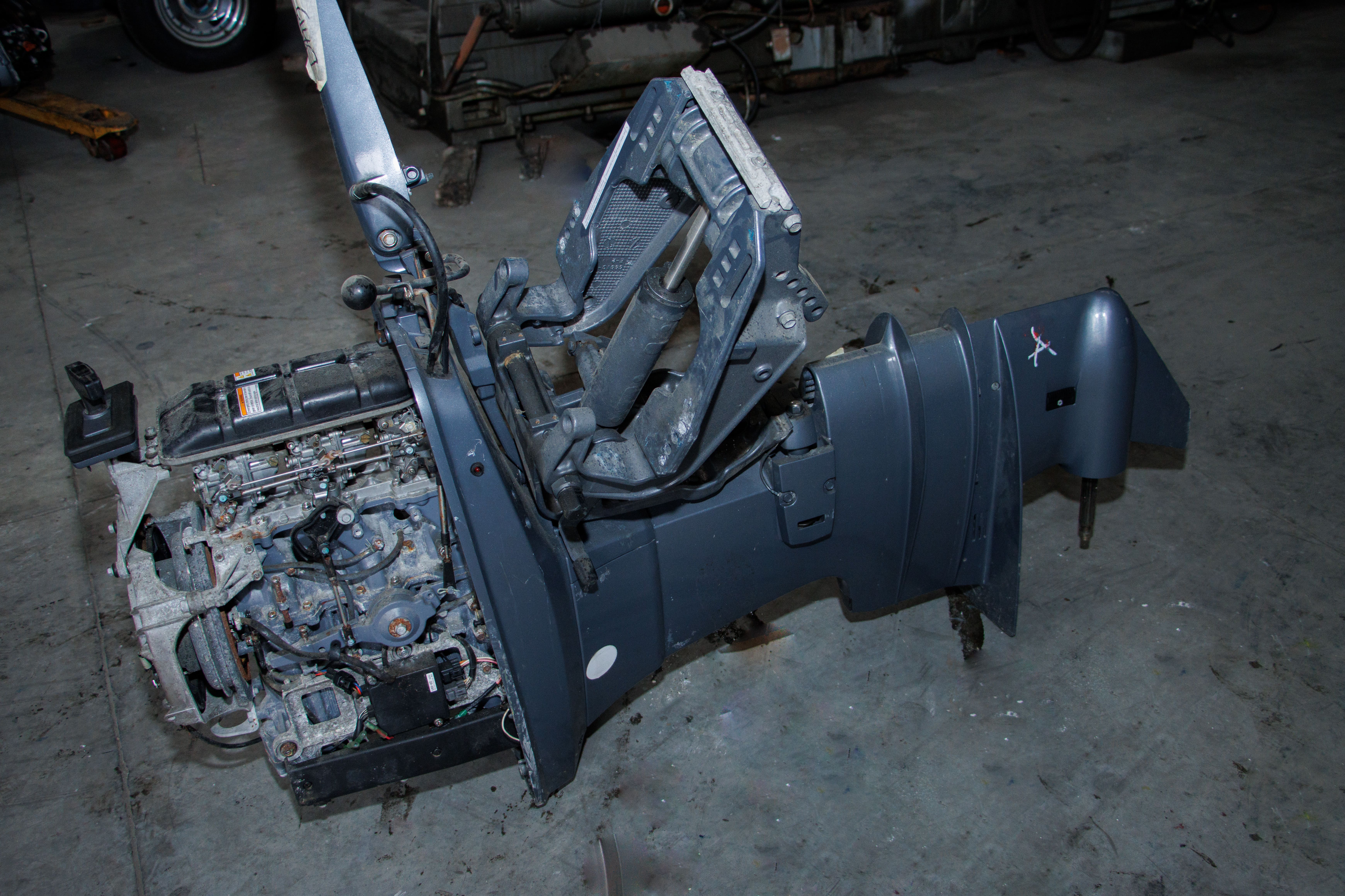 Motor marino fuera de borda Yamaha Enduro 75 (lote 08), fotografía 2
