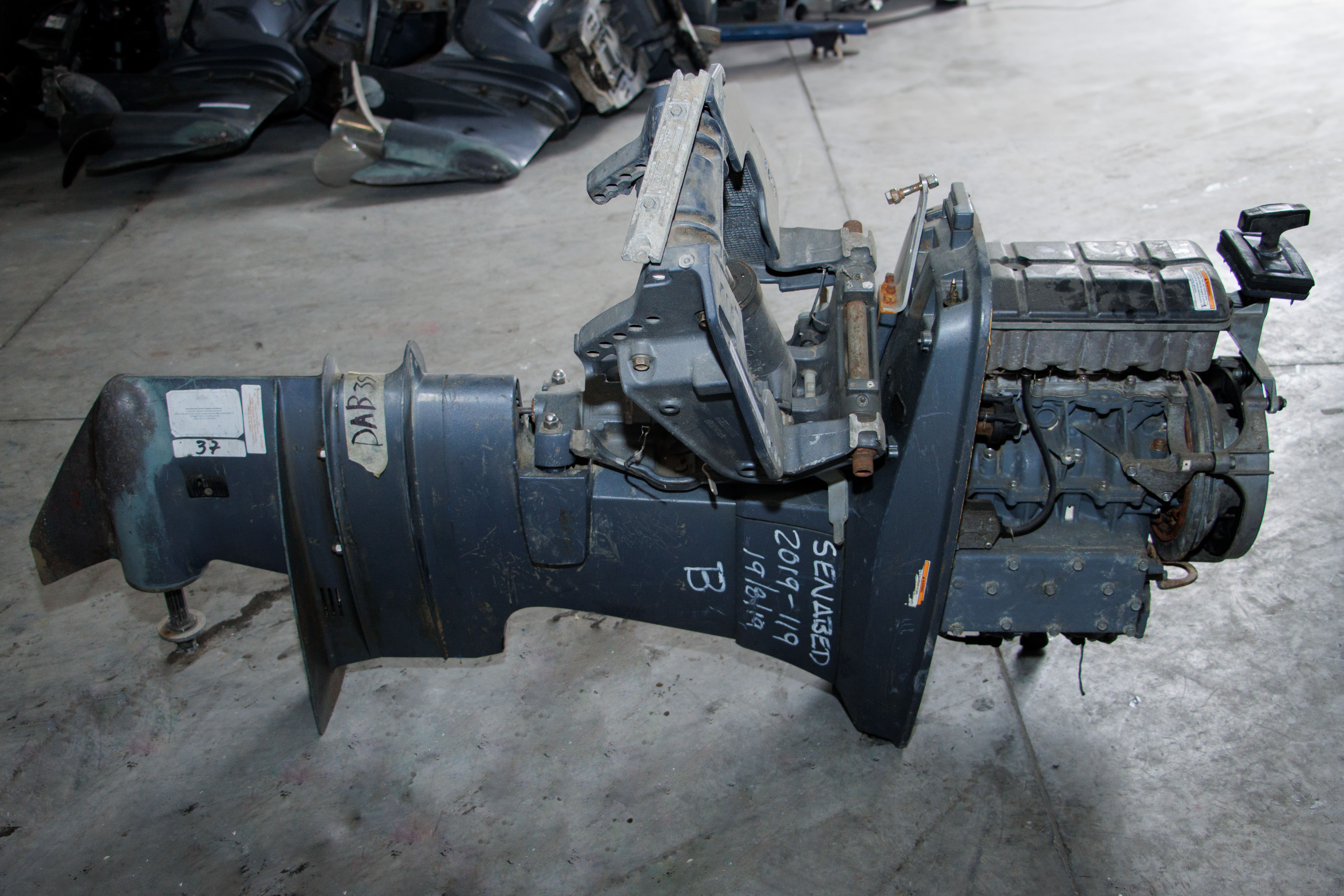 Motor marino fuera de borda Yamaha Enduro 75 (lote 09)