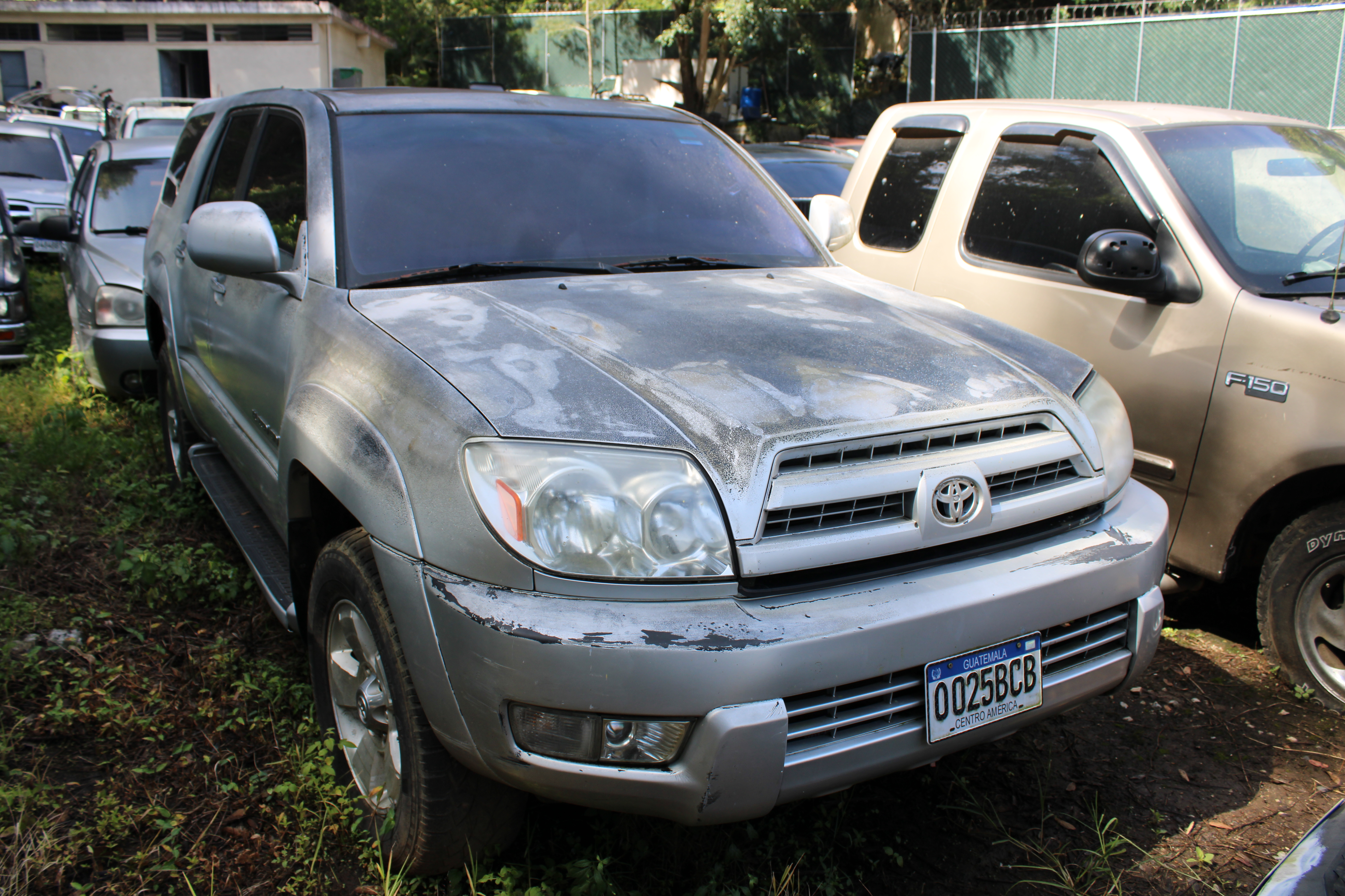 Camioneta Toyota 4Runner Limited 4WD 2003 (lote 01), fotografía 3
