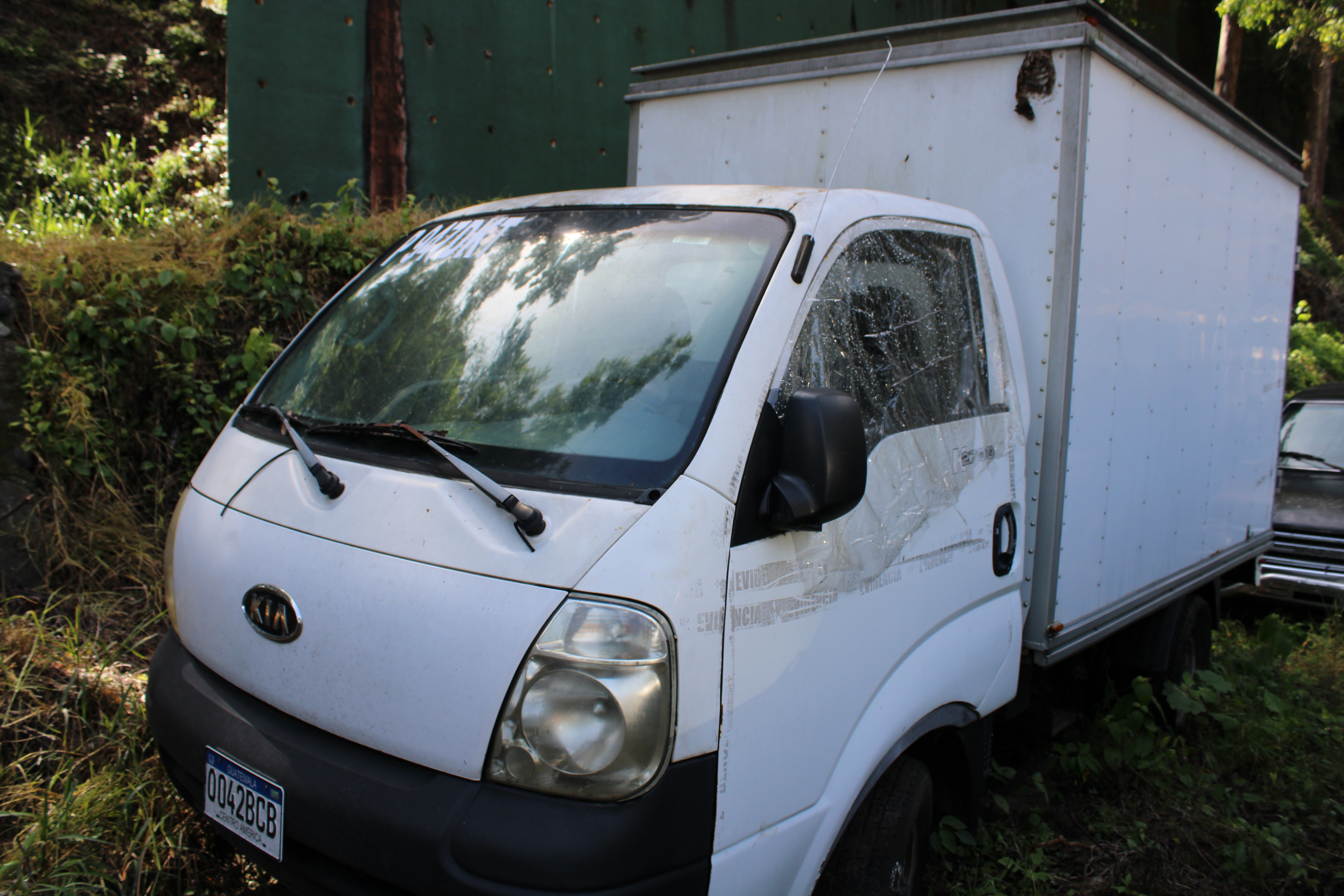 Pick up Kia K2700 L 2008 (lote 05), fotografía 3