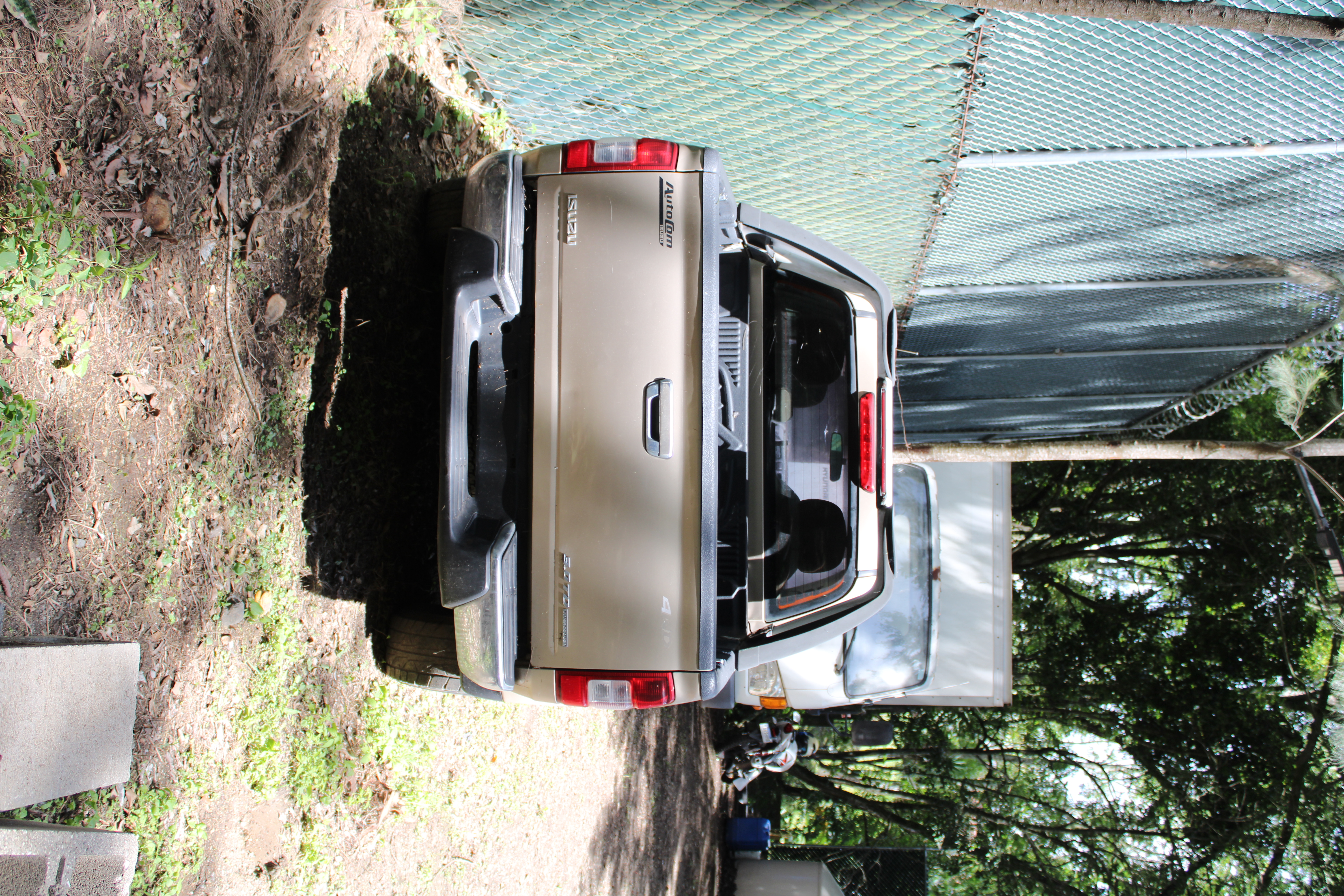 Pick up Isuzu TF Doble Cabina 2006 (lote 08), fotografía 3