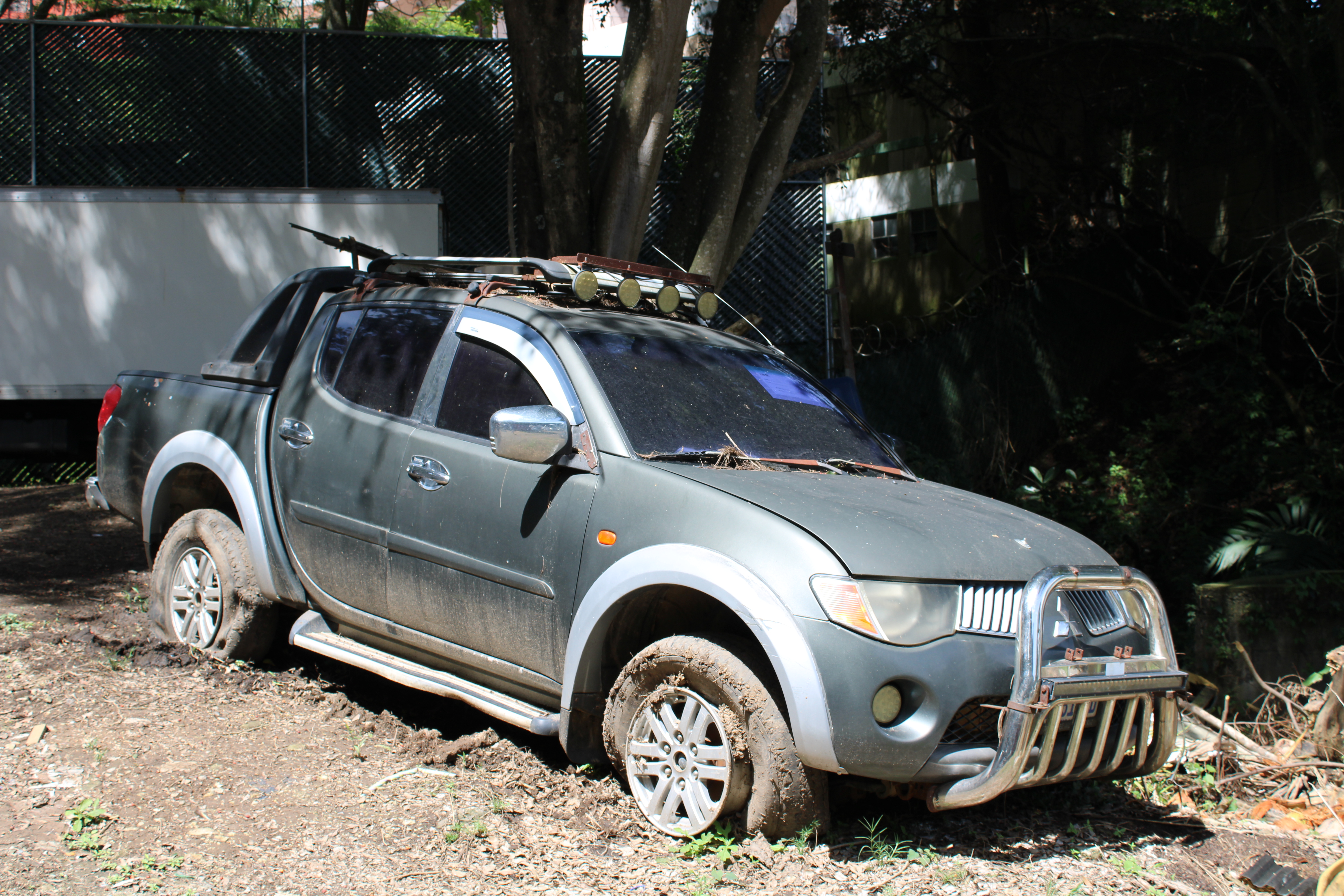 Pick Up Mitsubishi L200 GLS 4WD 2007 (lote 10)