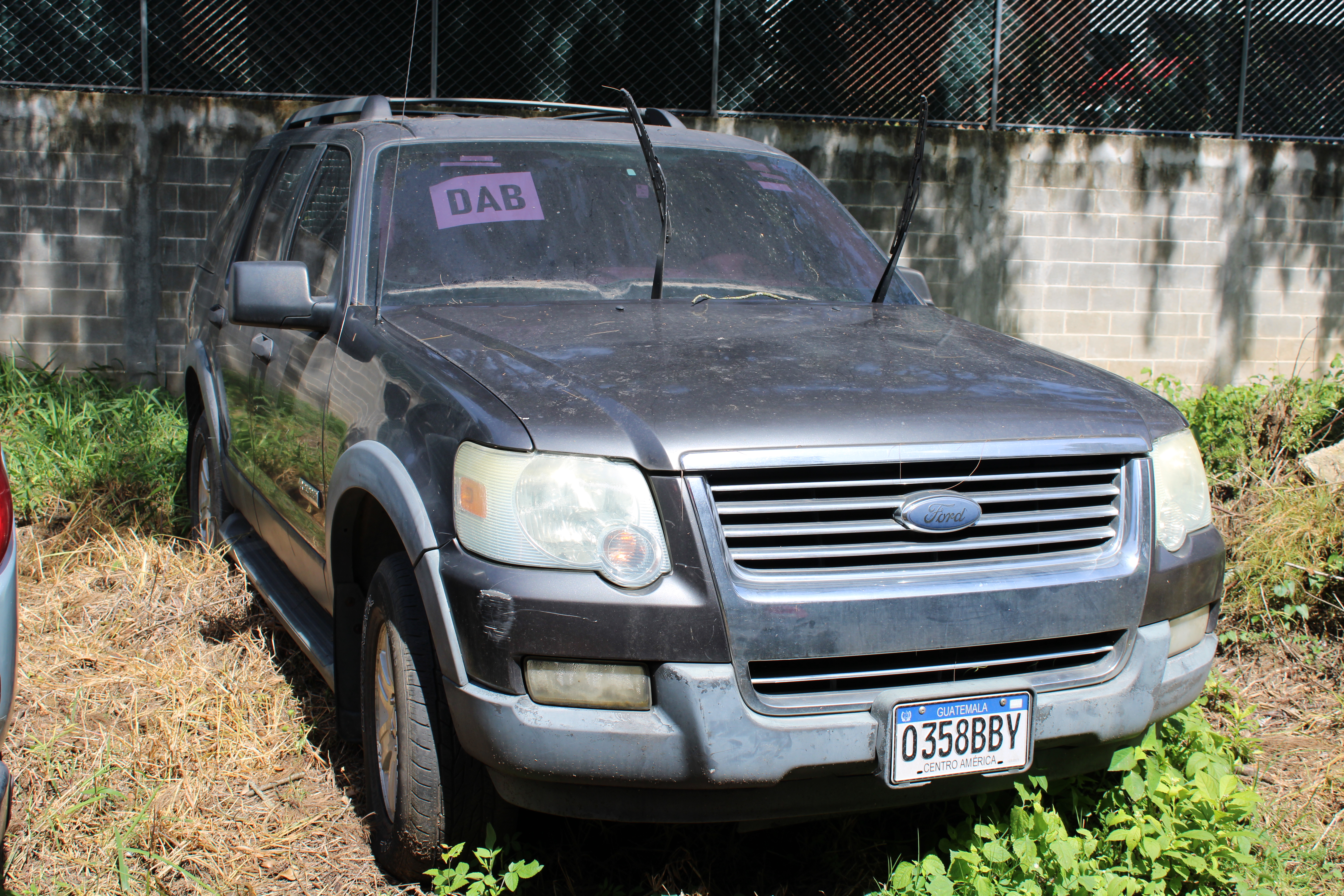 Camioneta Ford Explorer Advance Trac RSC 2006 (lote 20)