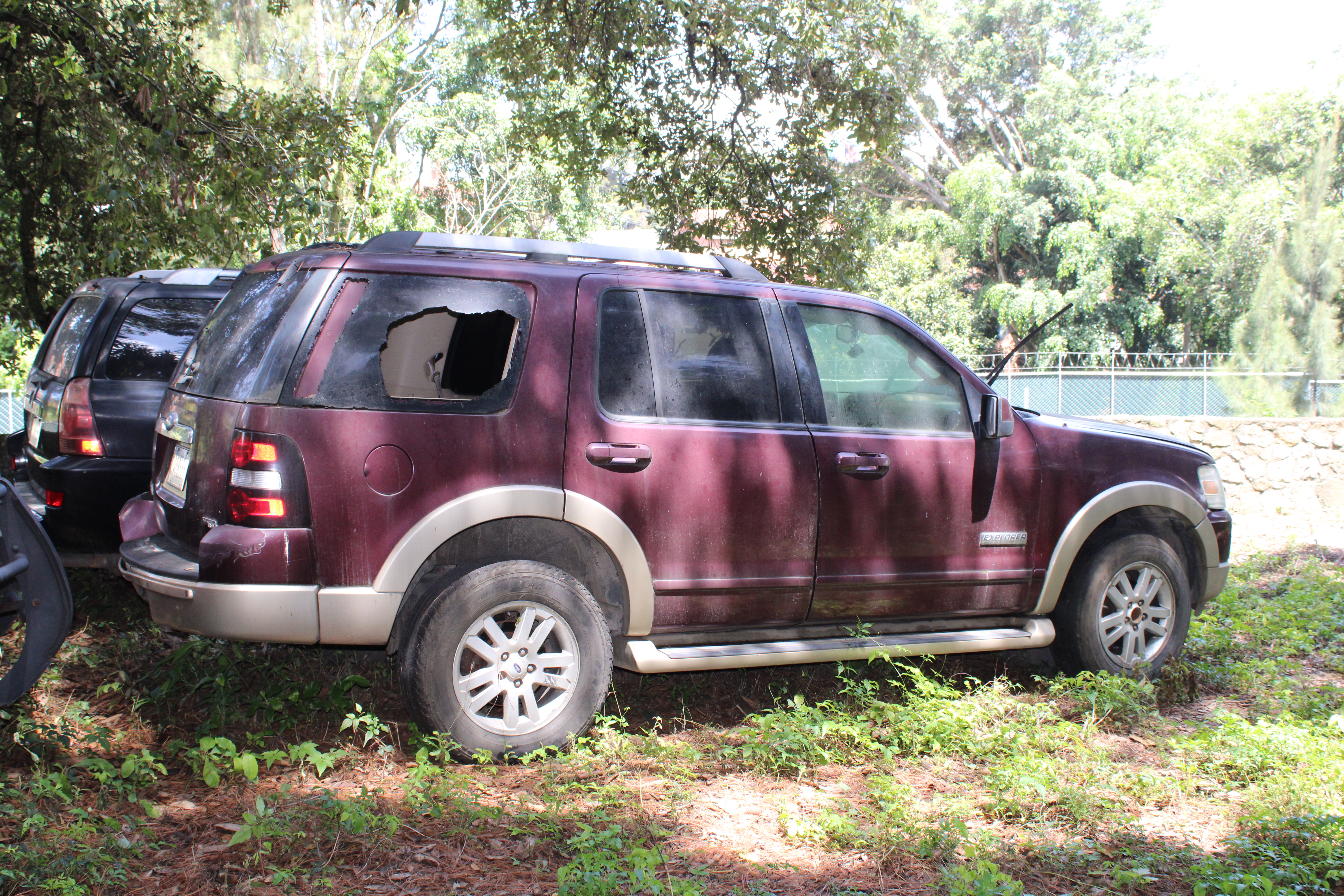 Camioneta Ford Explorer 4X4 2006 (lote 21), fotografía 3