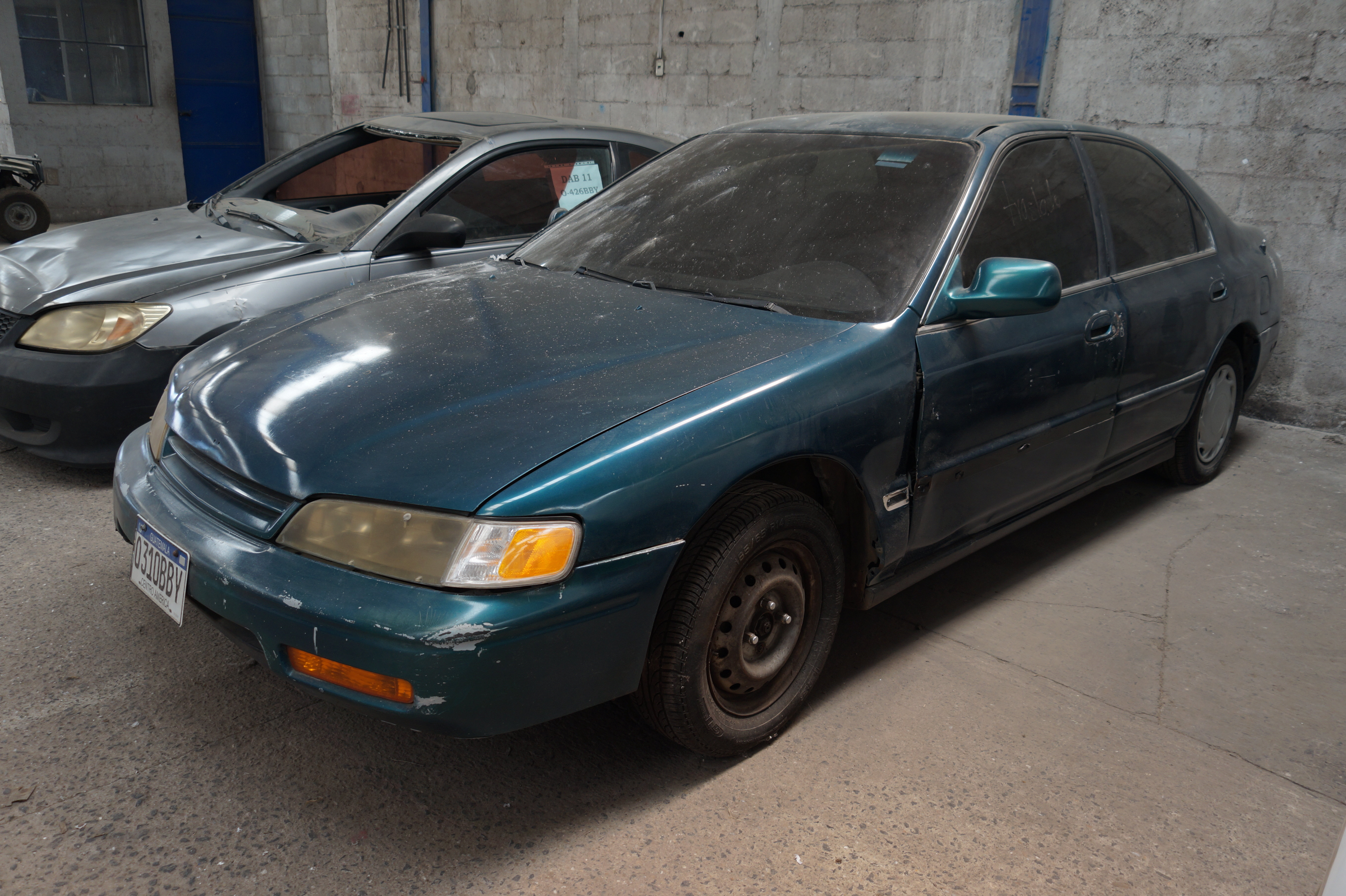 Automóvil Honda Accord LX 1994 (lote 02), fotografía 2