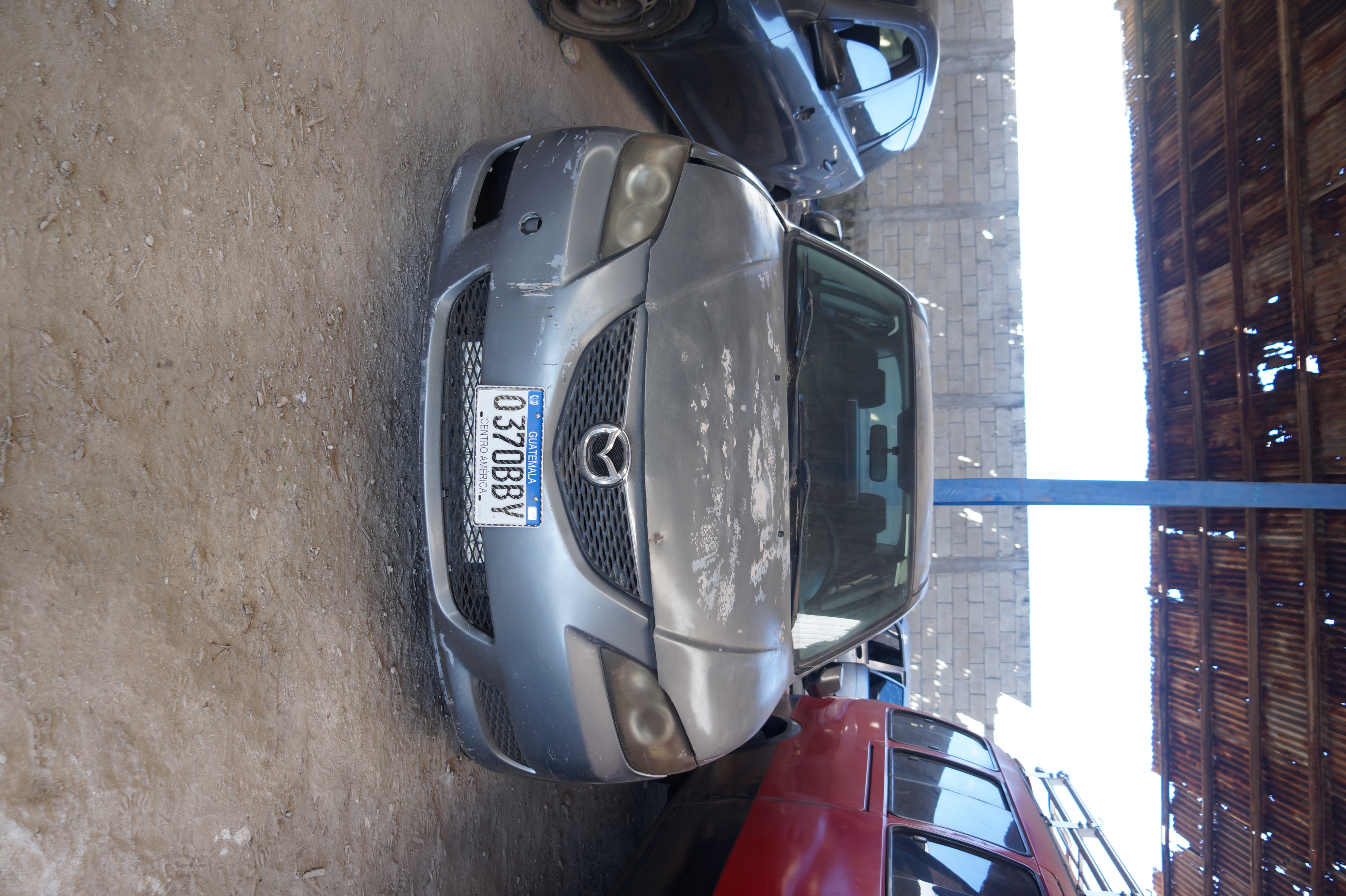 Automóvil Mazda 3 2006 (lote 03), fotografía 4