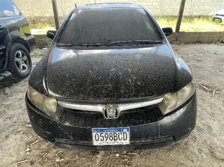 Automóvil Honda Civic EX 2006 (lote 06), fotografía 2