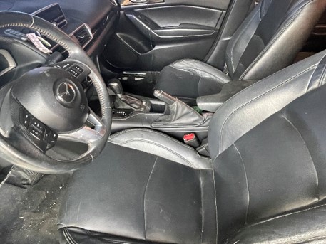 Automóvil Mazda Mazda3 i Touring 2014 (lote 08), fotografía 3