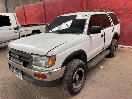 Camioneta Toyota 4Runner SR5 4x2 1997 (lote 17)