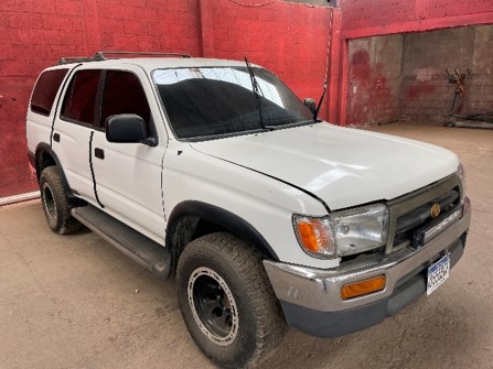 Camioneta Toyota 4Runner SR5 4x2 1997 (lote 17), fotografía 3