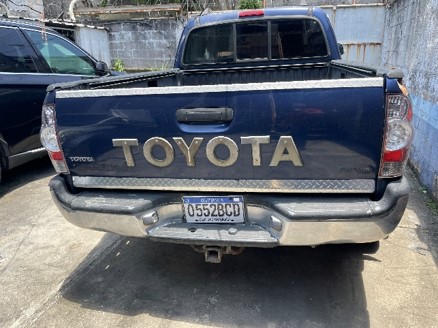 Pick Up Toyota Tacoma SR5 D/C 4X4 2005 (lote 24)
