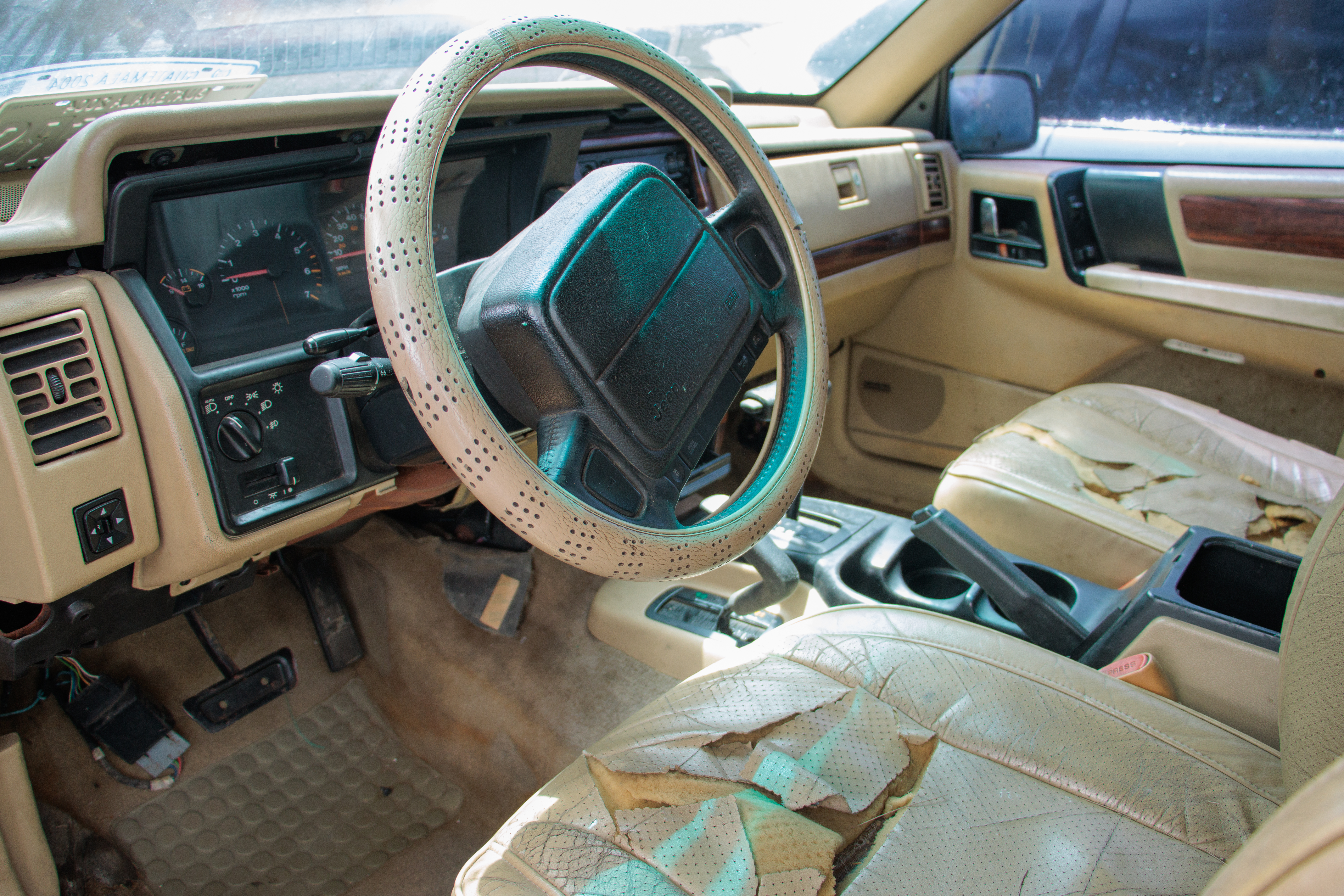 Camioneta Jeep Grand Cherokee 1994 (lote 06), fotografía 3