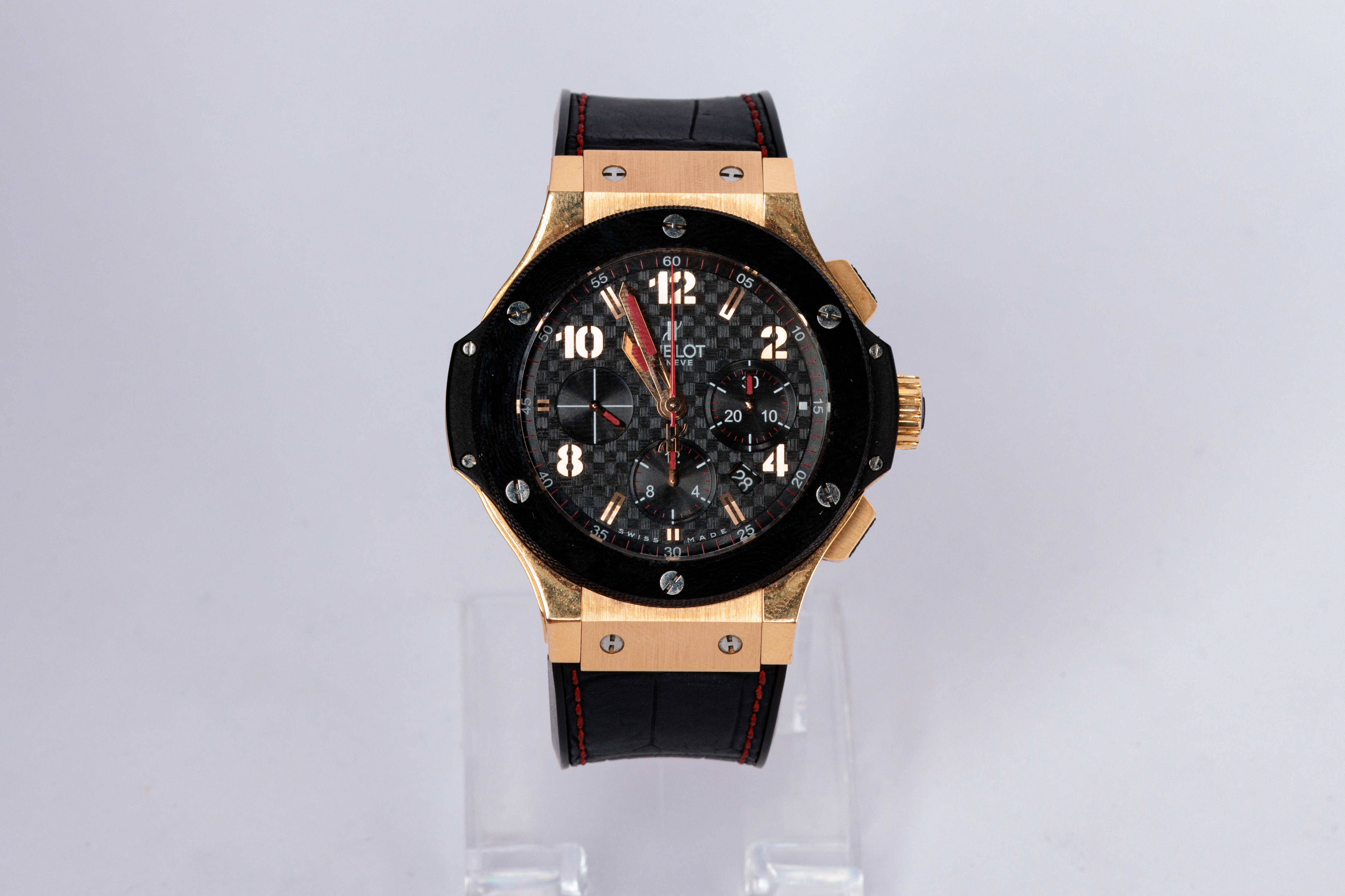 RELOJ: Marca Hublot Big Bang especial edition, automático, caja en oro rosa de 18Kt y… (lote 02)