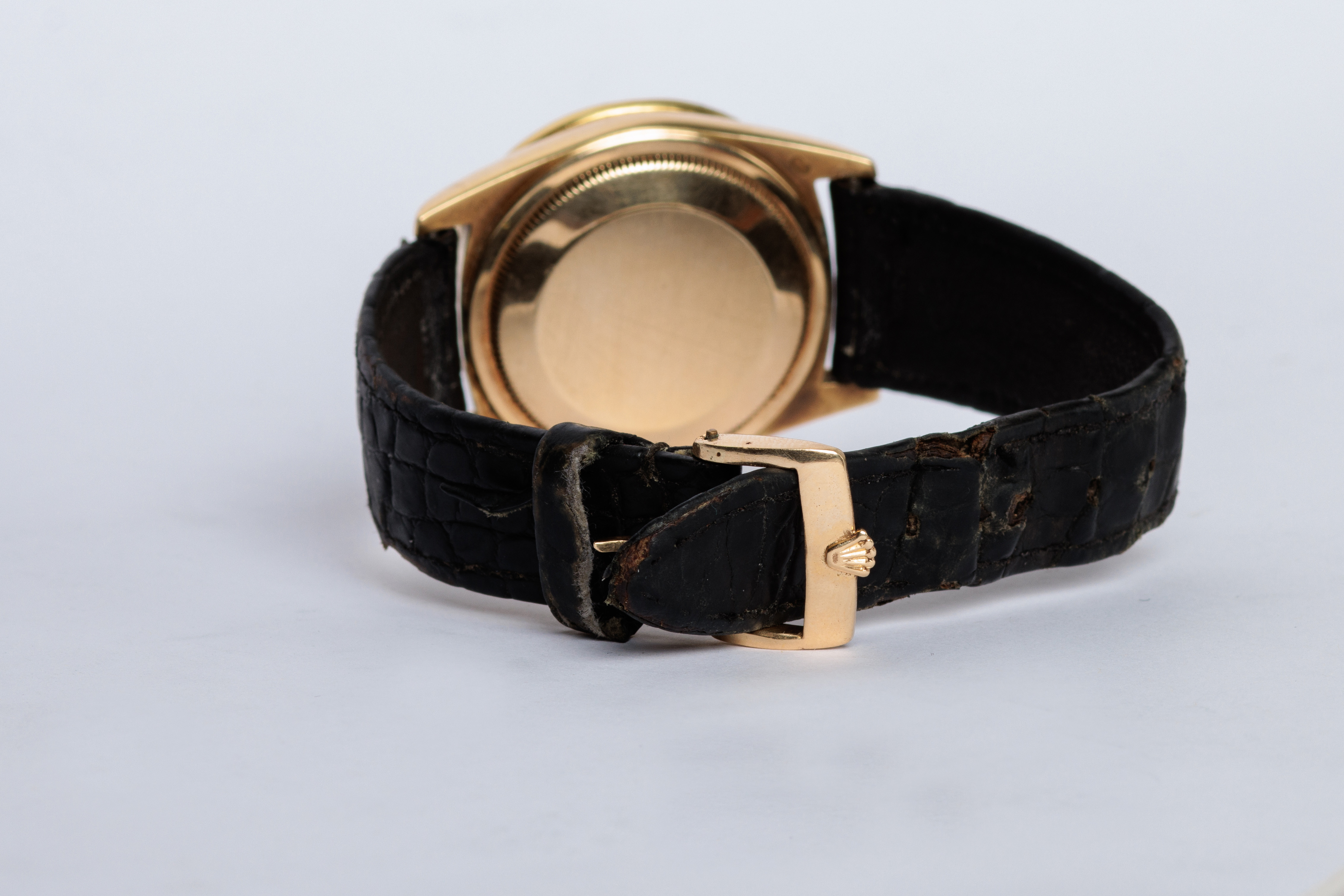 RELOJ: Marca Rolex, caja de 36mm, de oro amarillo de 14Kt con pulsera de piel (mal… (lote 08), fotografía 4