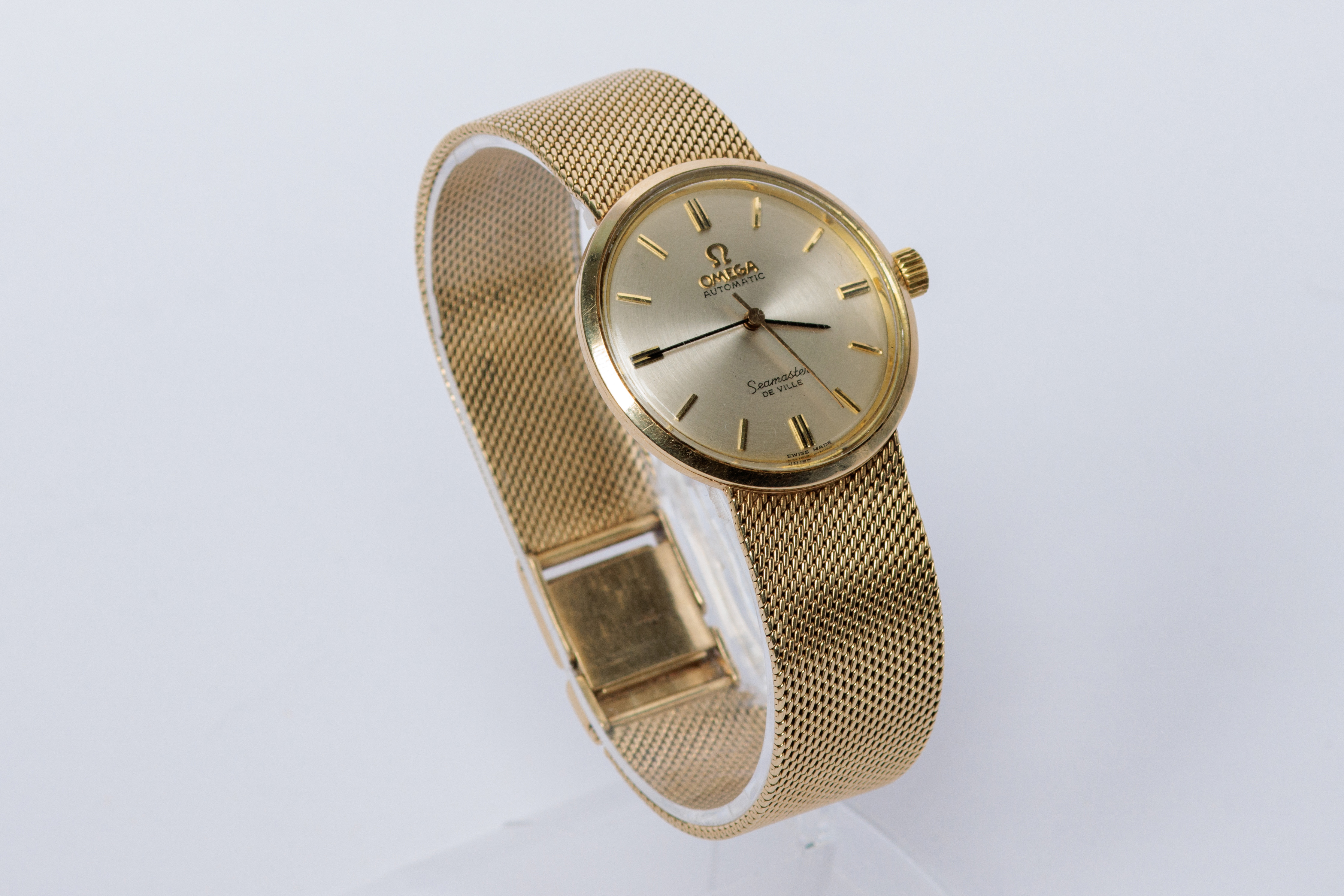 RELOJ: Marca Omega, Seamaster Deville, automático en oro amarillo de 14Kt (sin caja ni… (lote 09), fotografía 2