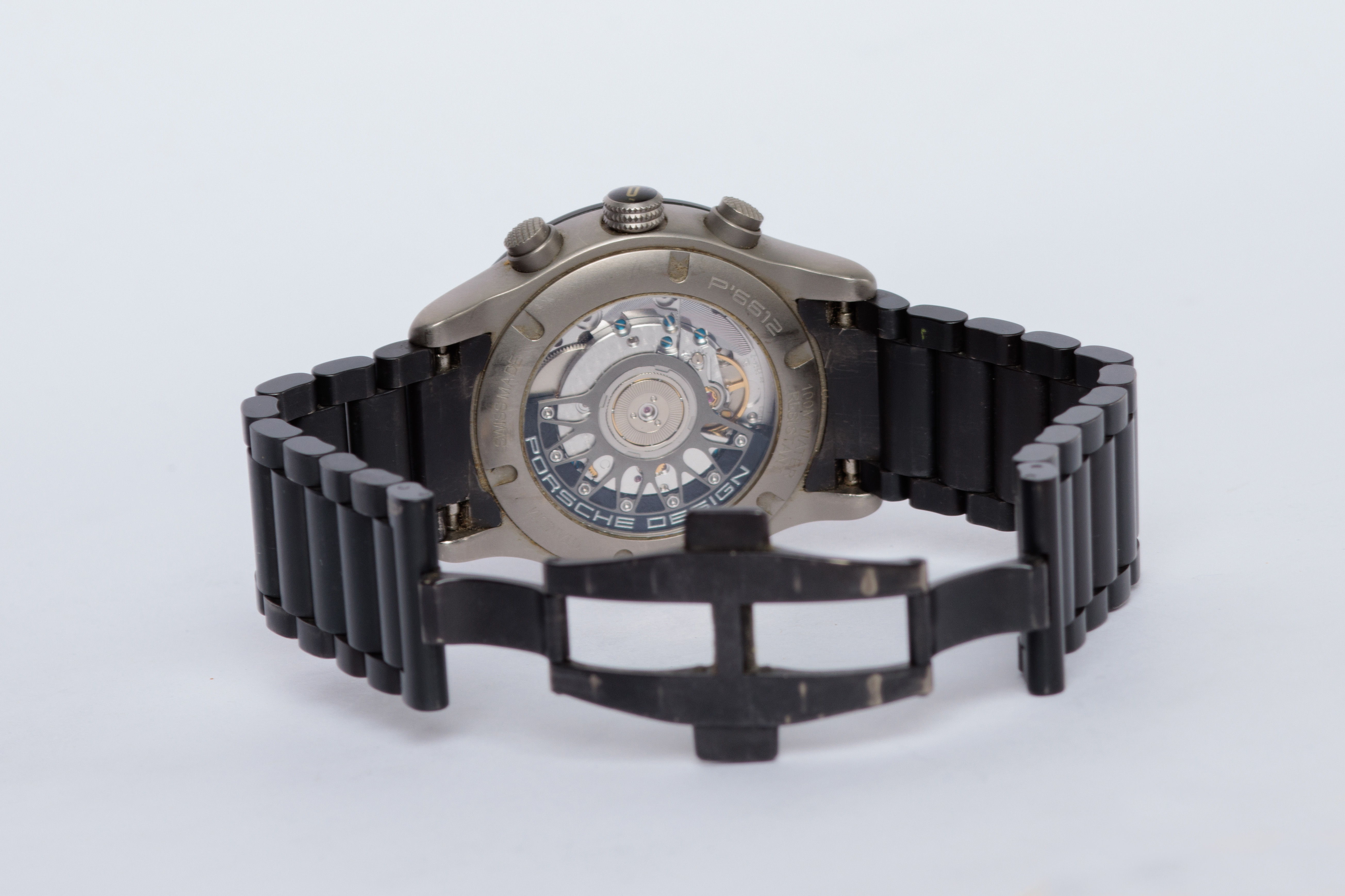 RELOJ: Marca Porsche Desing, titanium con baño iónico negro, caja de 42mm, corazón… (lote 11), fotografía 3
