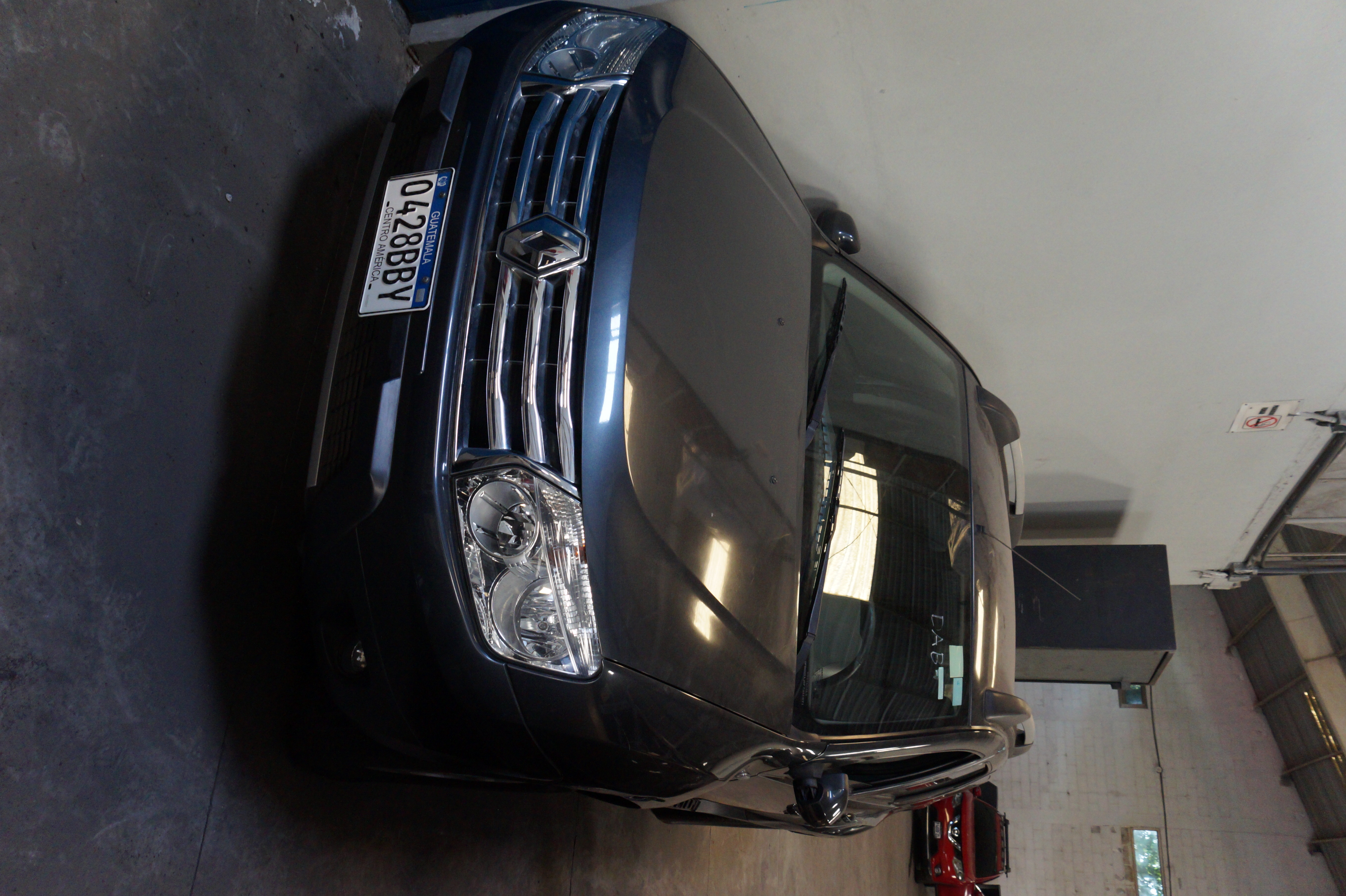 Camioneta Renault Duster 2015 (lote 10)