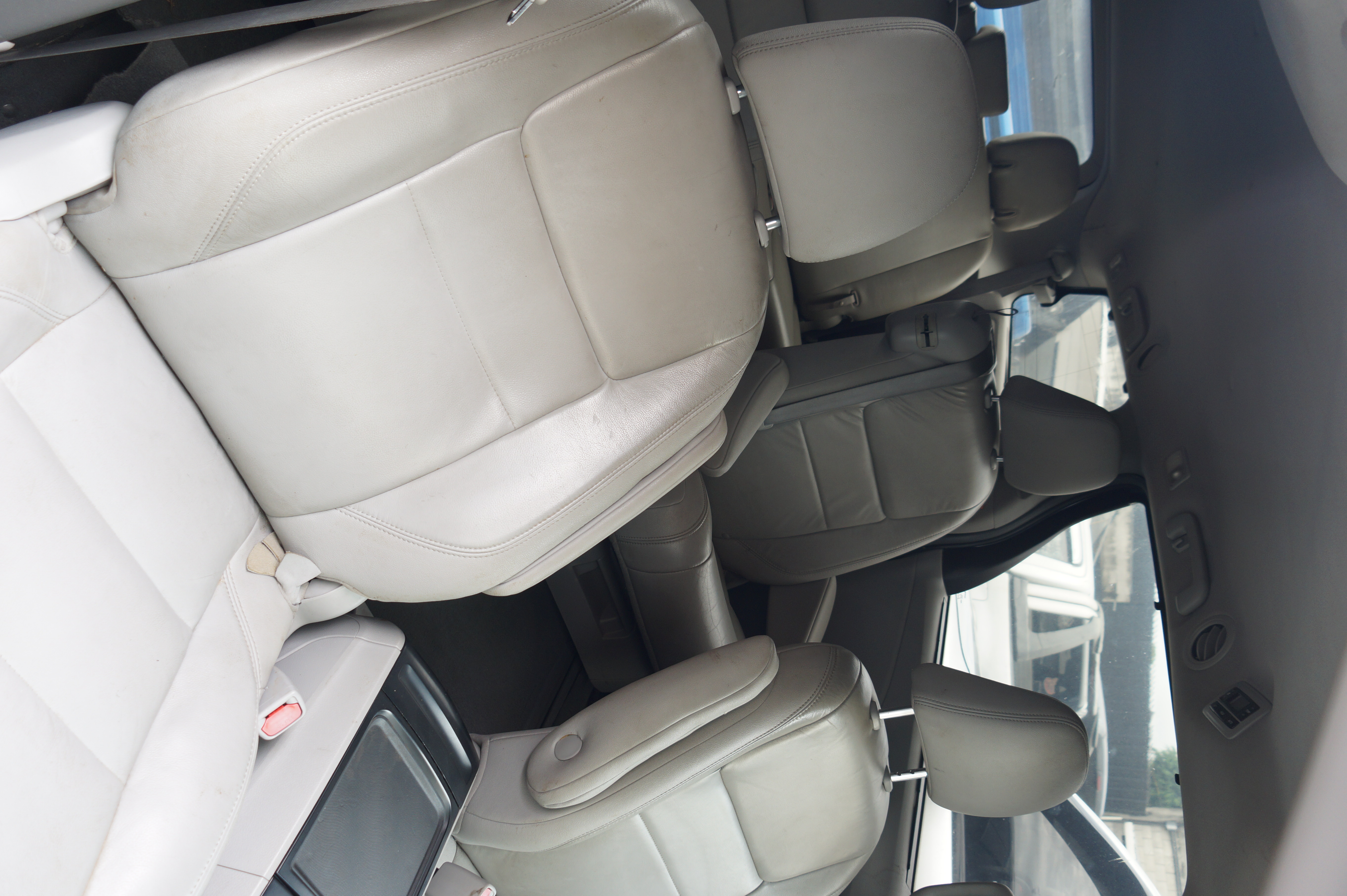 Microbús Toyota Sienna LE 2016 (lote 13), fotografía 4