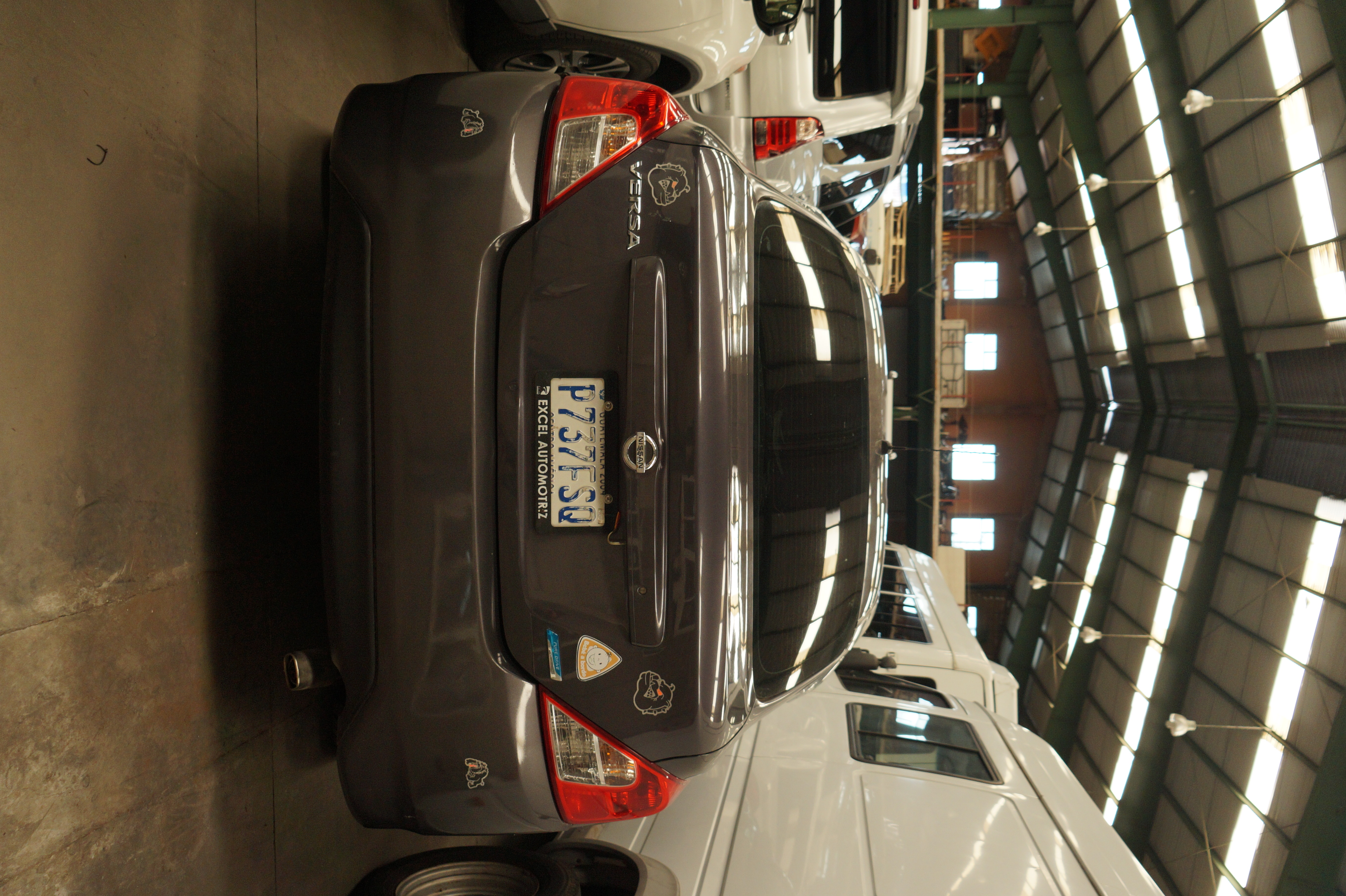 Automóvil Nissan Versa N17 2015 (lote 14), fotografía 3