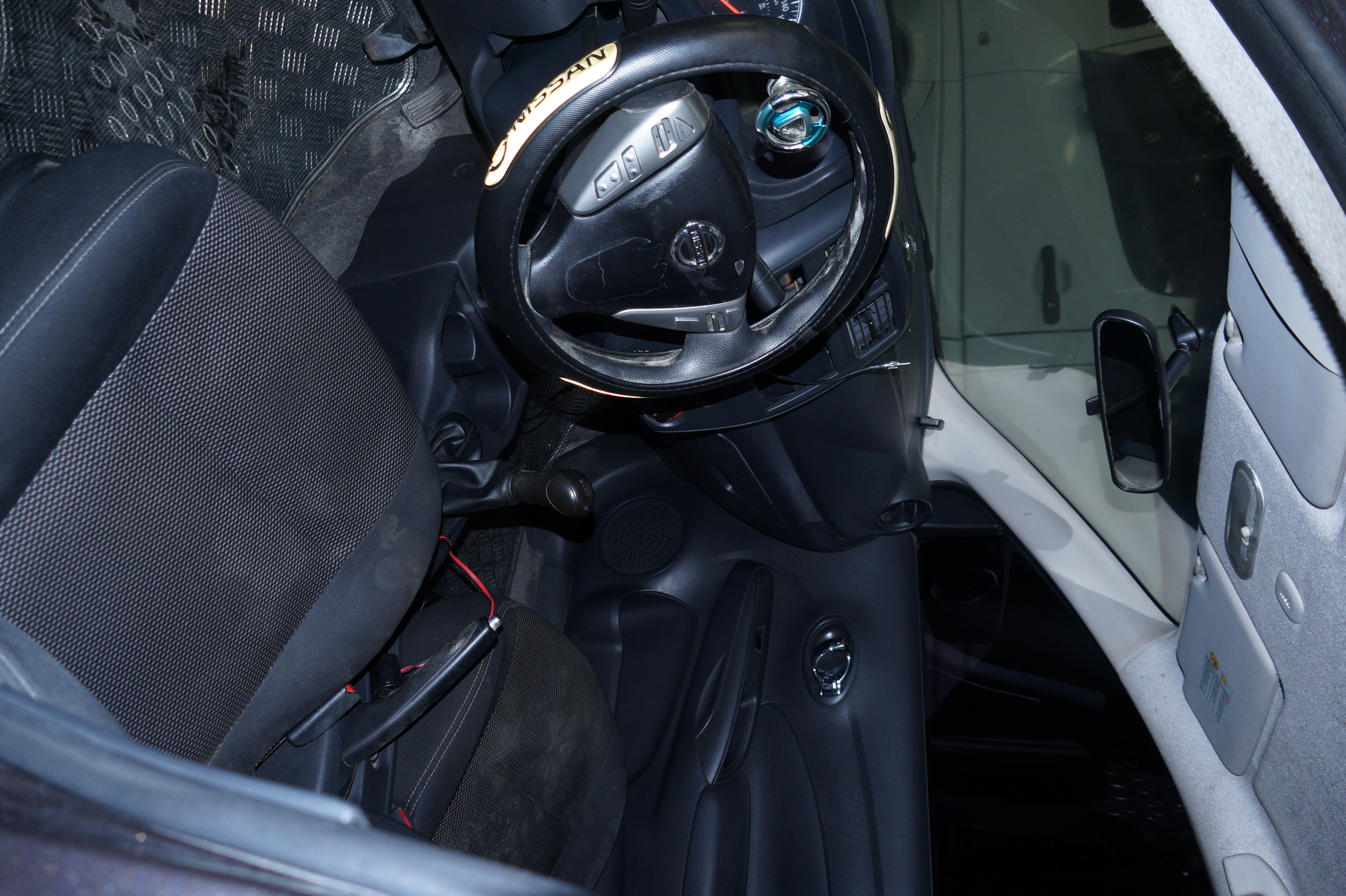 Automóvil Nissan Versa N17 2015 (lote 14), fotografía 4