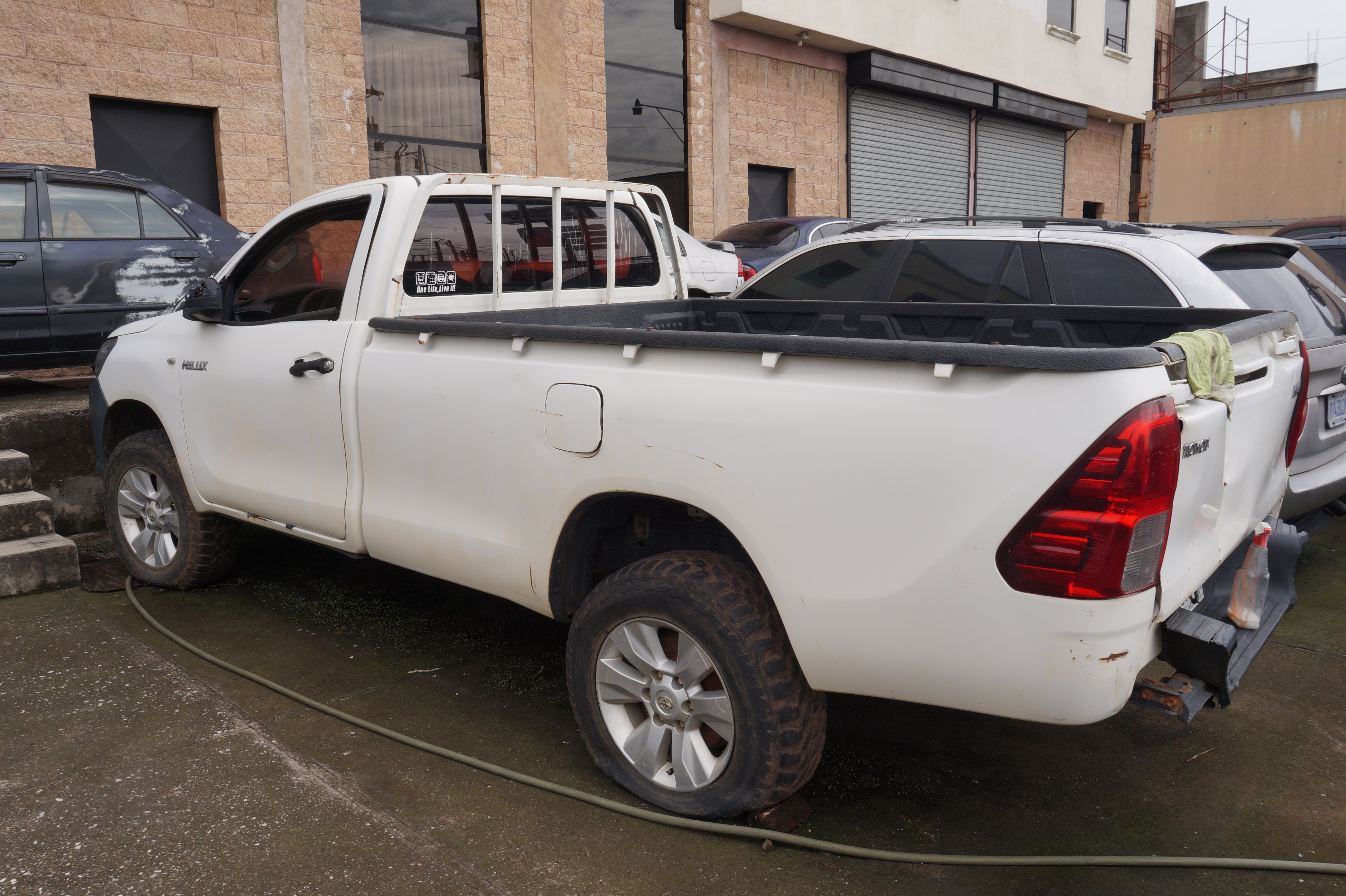 Pick up Toyota Hilux 2016 (lote 17), fotografía 3